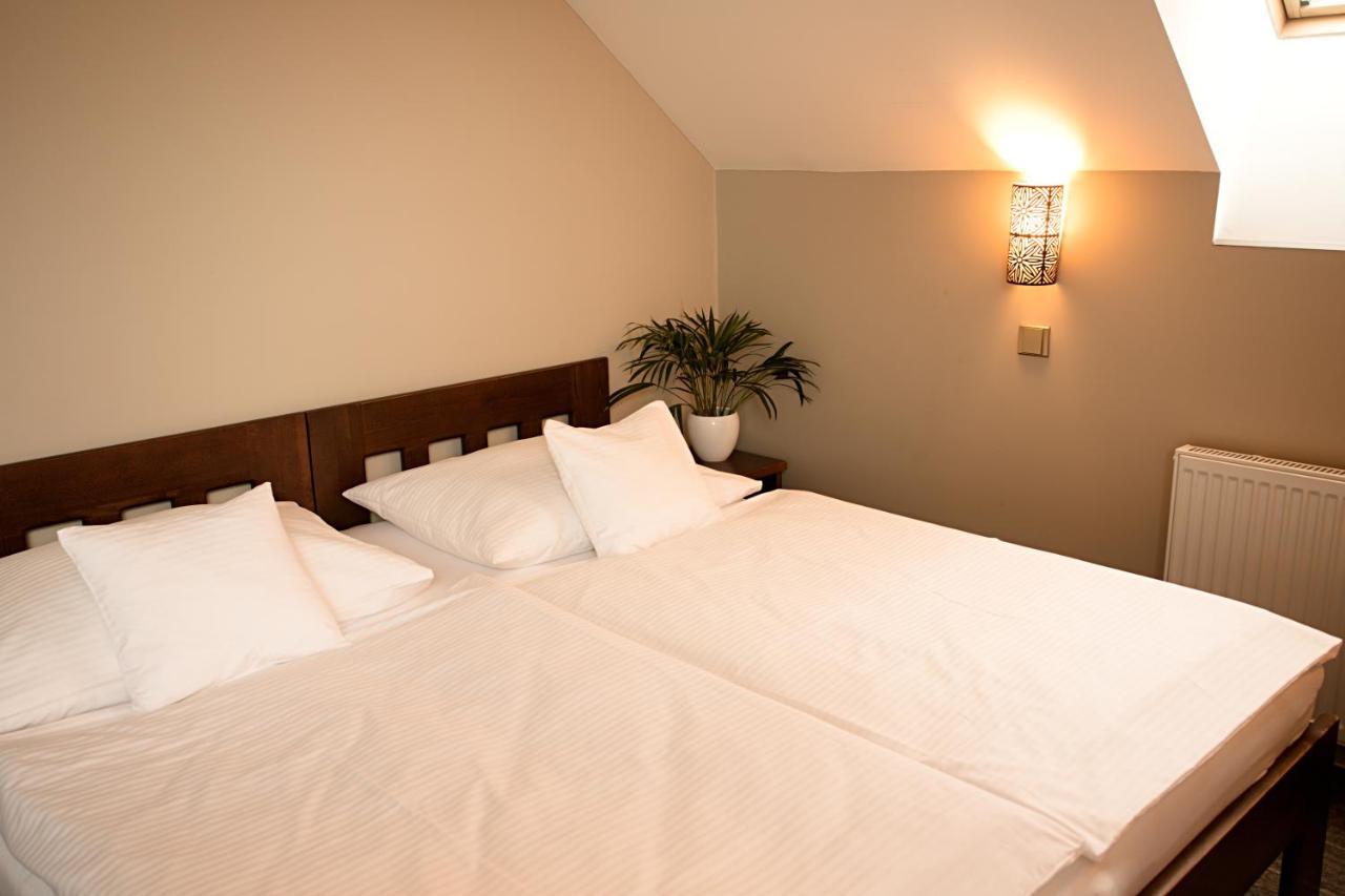 Apart Hotel Jablonec 야블로네츠나트니소우 외부 사진