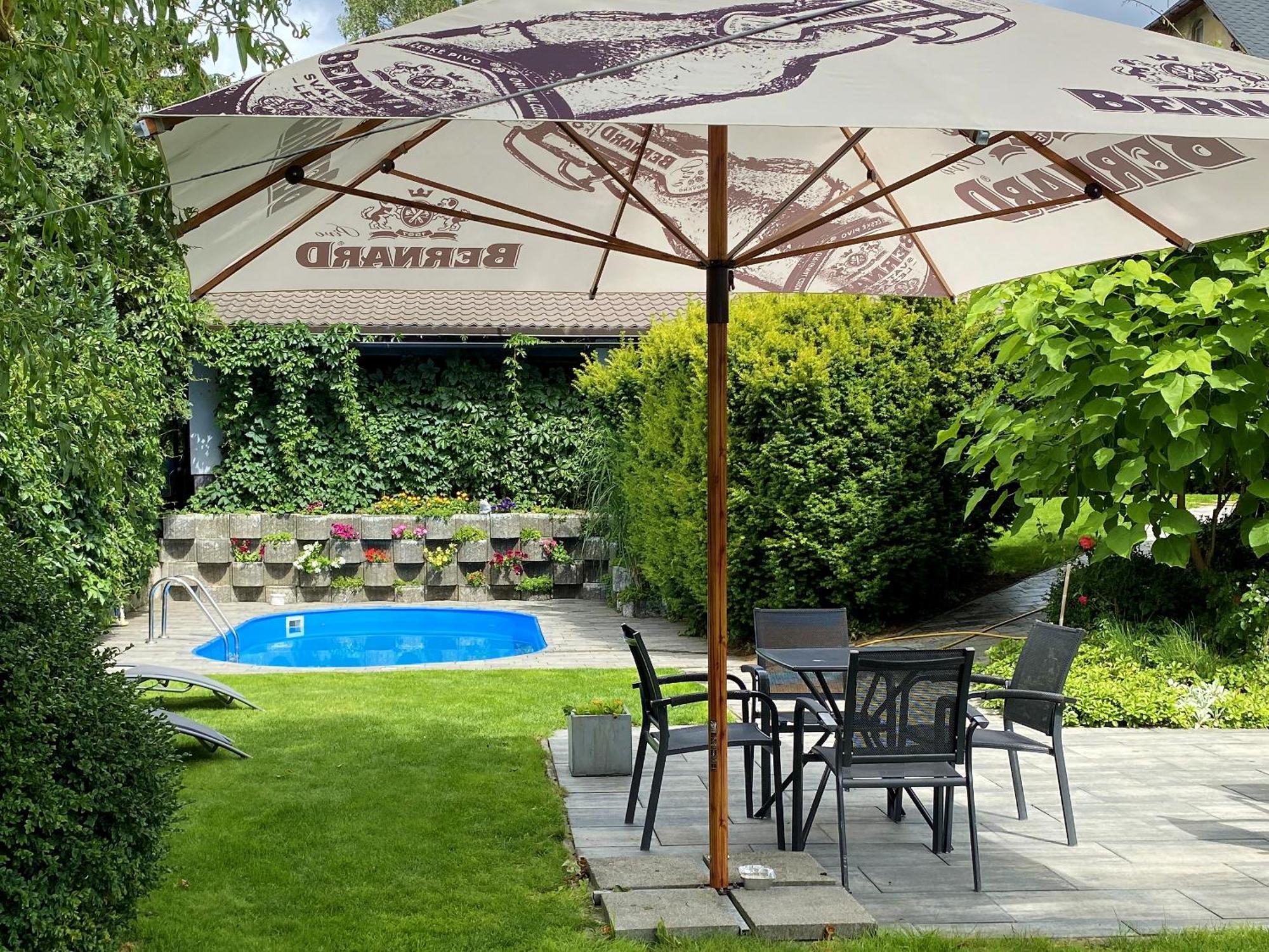 Apart Hotel Jablonec 야블로네츠나트니소우 외부 사진
